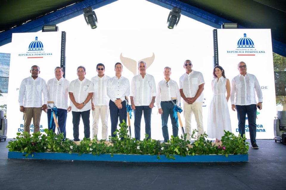 Presidente Abinader y Playa Grande anuncian inversión de mil millones de dólares y desarrollo de nuevo aeropuerto internacional privado