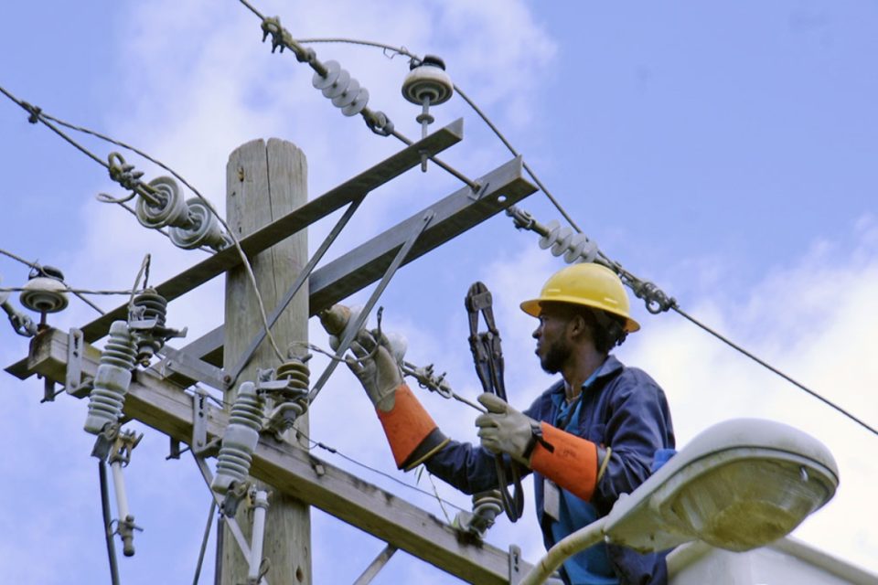 EDE destina US$248 millones para compra de energía